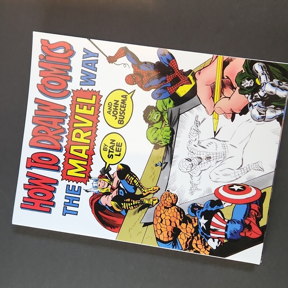 Marvel Comics"How To Draw Comics" The Marvel Way, 1st Ed SC Reprint of 1974 book - Picture 16 of 16